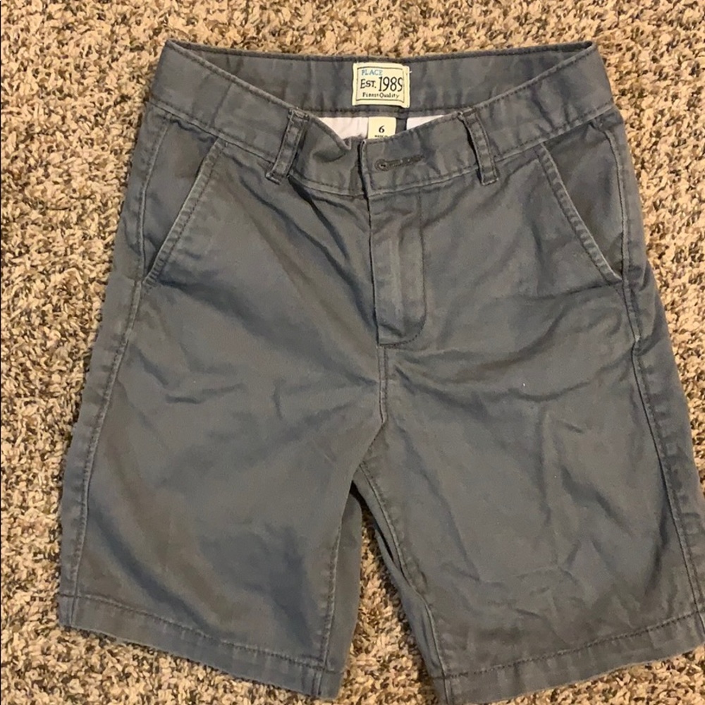 Boys children’s place gray khaki shorts